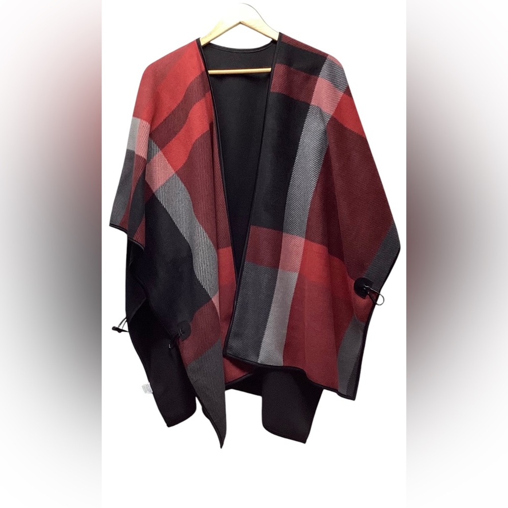Serra shawl/poncho Red Plaid fleece One Size